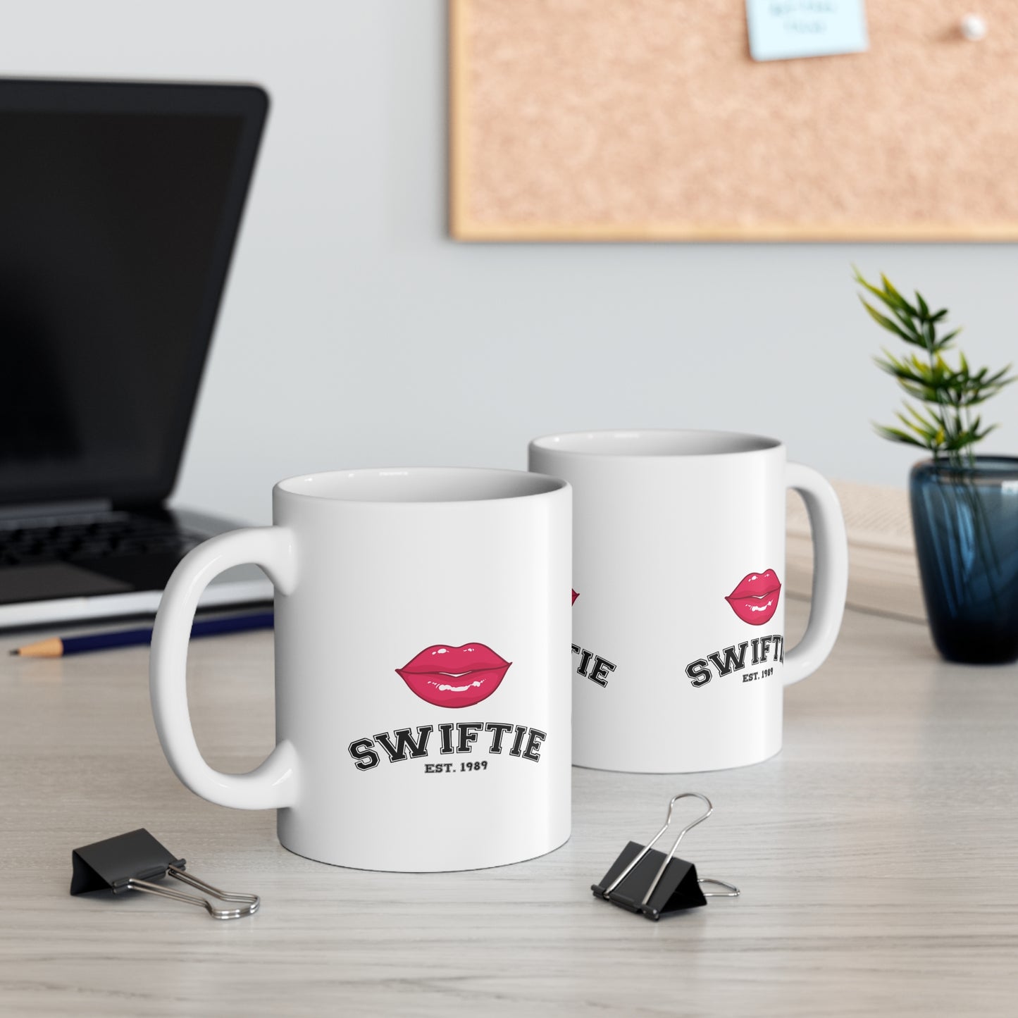 Swiftie Red Lips Coffee Cups, 11oz