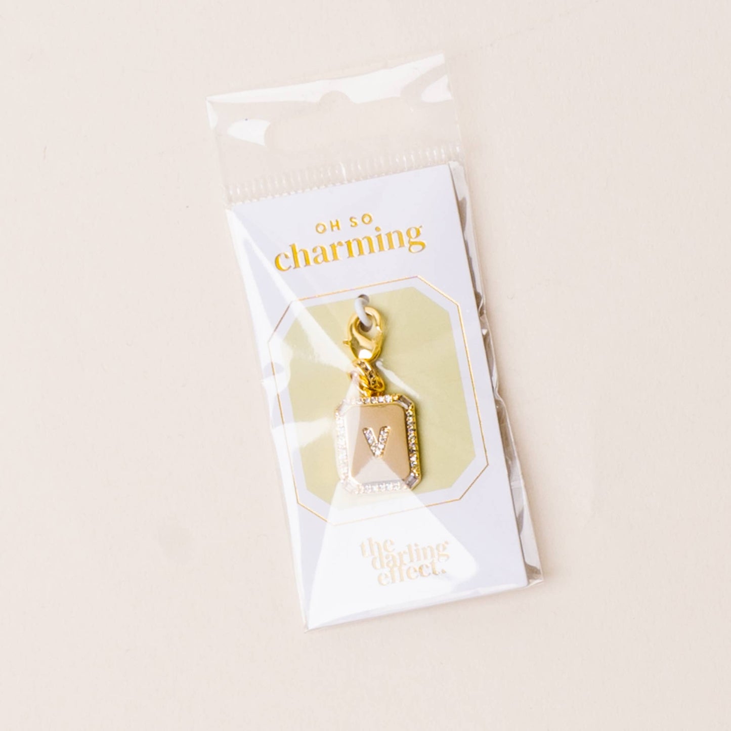 The Darling Effect - Jewelry Charm Initial Letter Gold-V