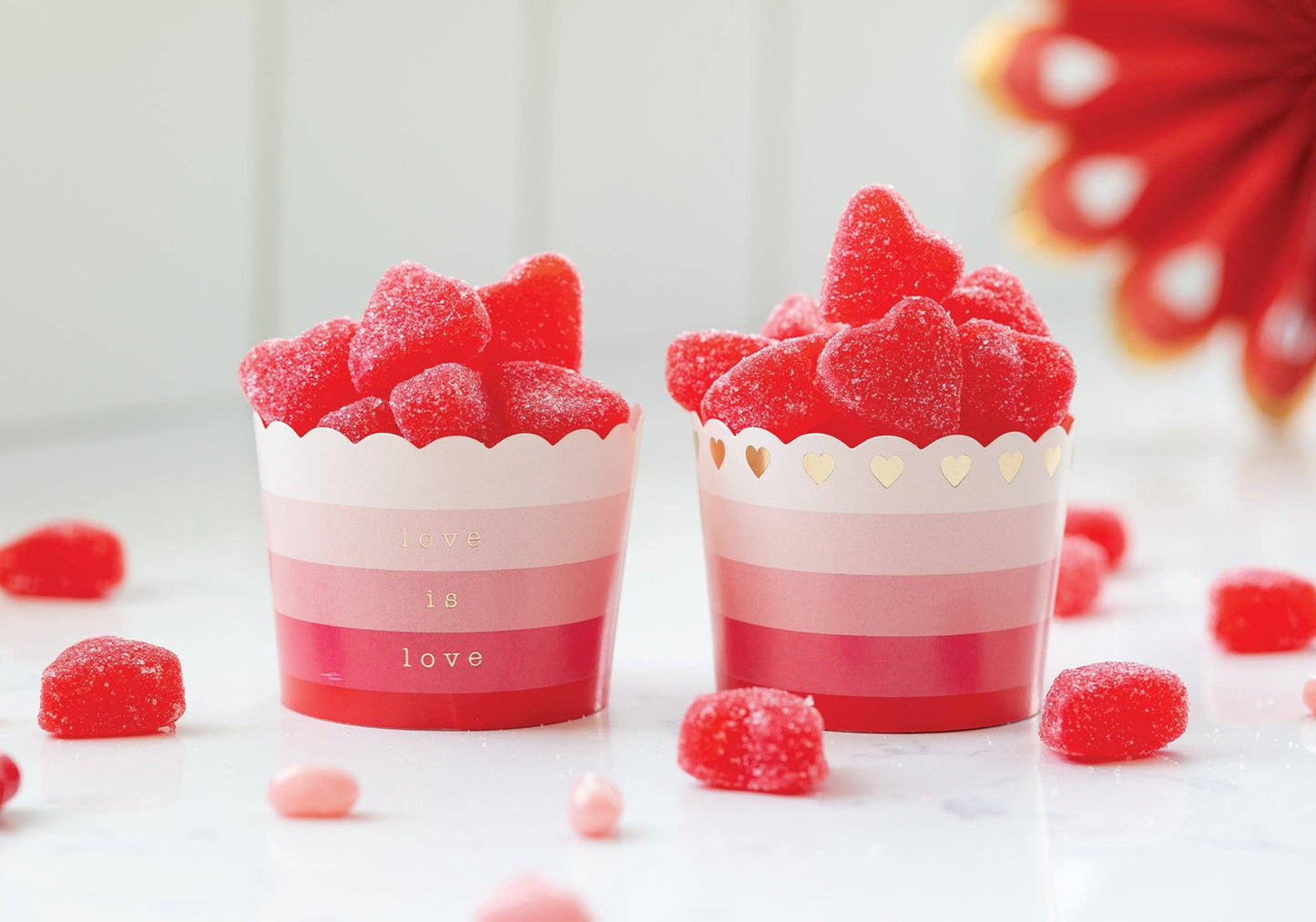 Gold Foil Heart Border 5 oz Baking Cups (50 ct)