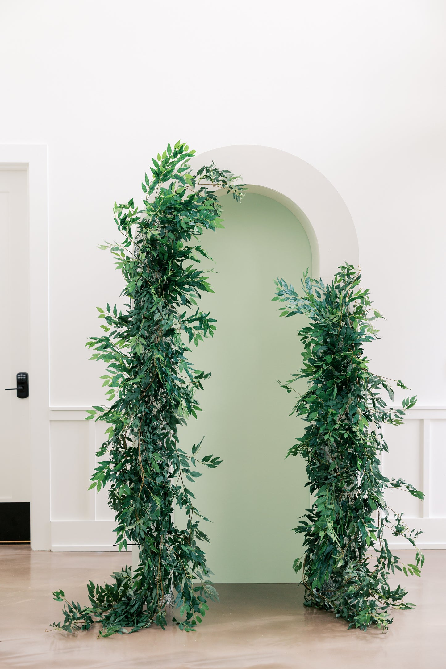 Arch Backdrop - Rental