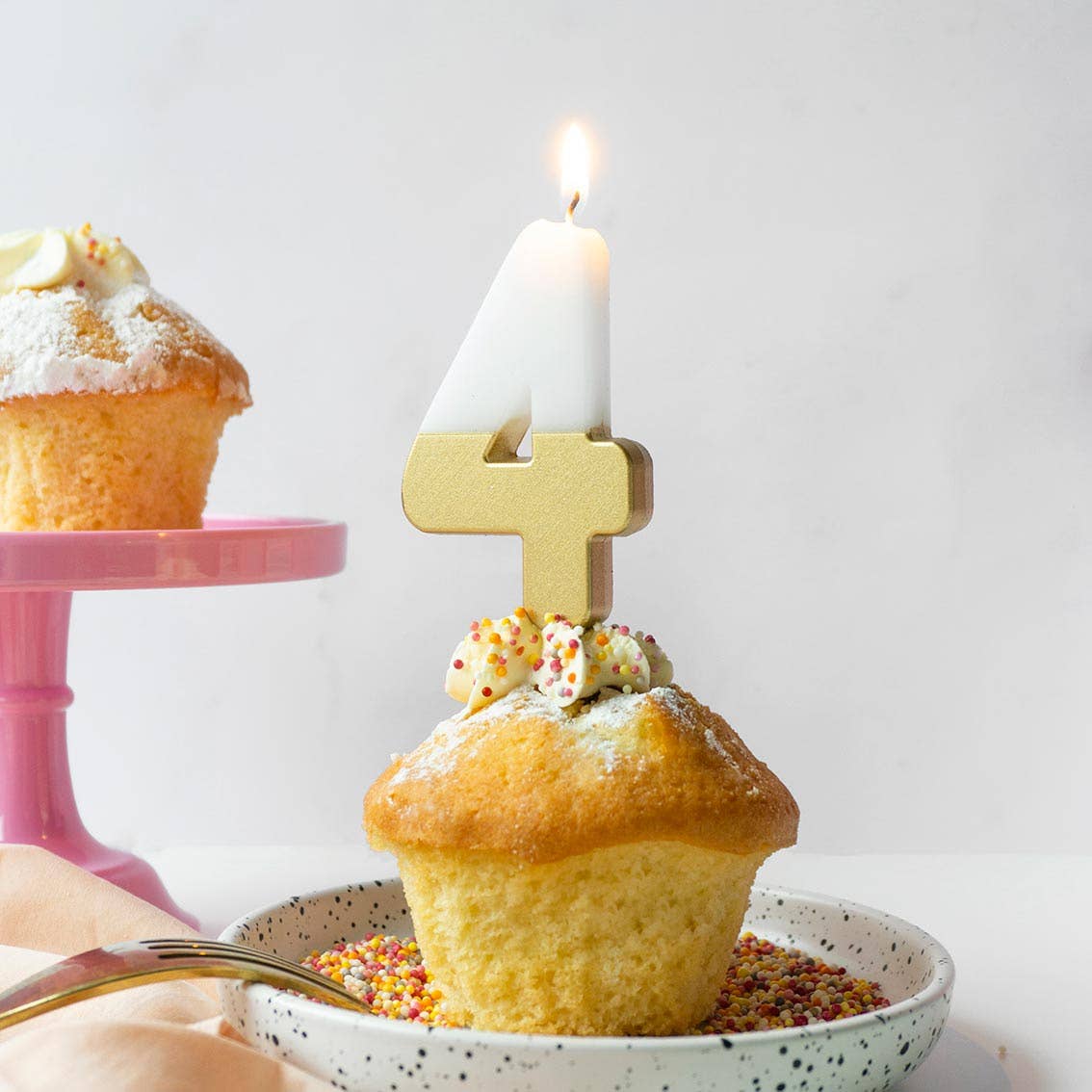 White & Gold Birthday Number Candles | 0-9 | Single |: 3