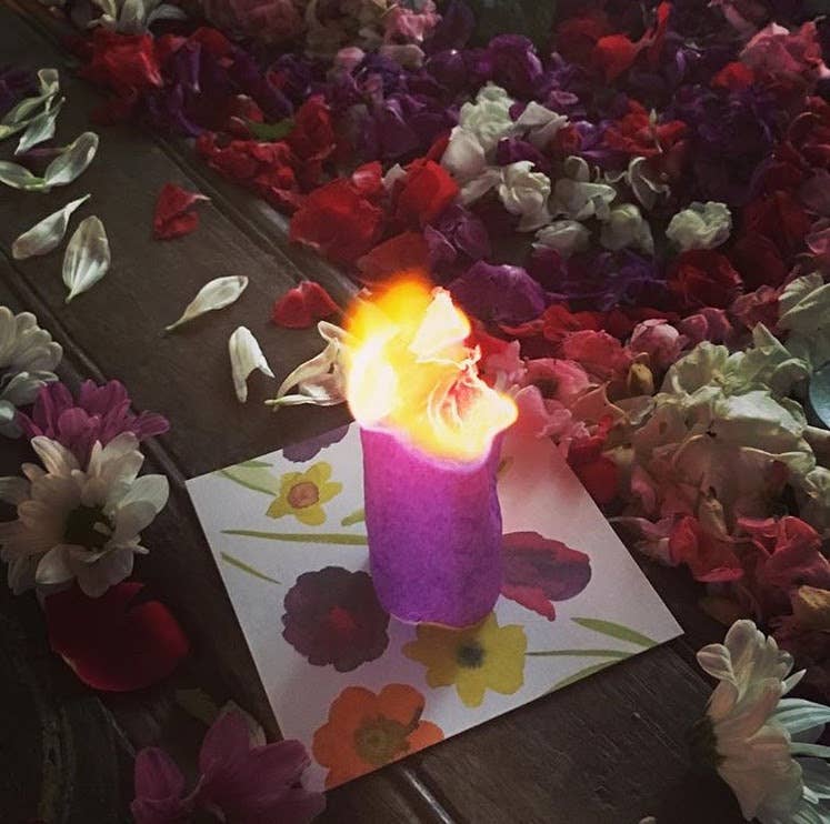 FLYING WISH PAPER® – Manifestation & Intention Ceremony Kits - CHAMPAGNE 50 Wish Paper Kit | Party Favor | Wish Kit