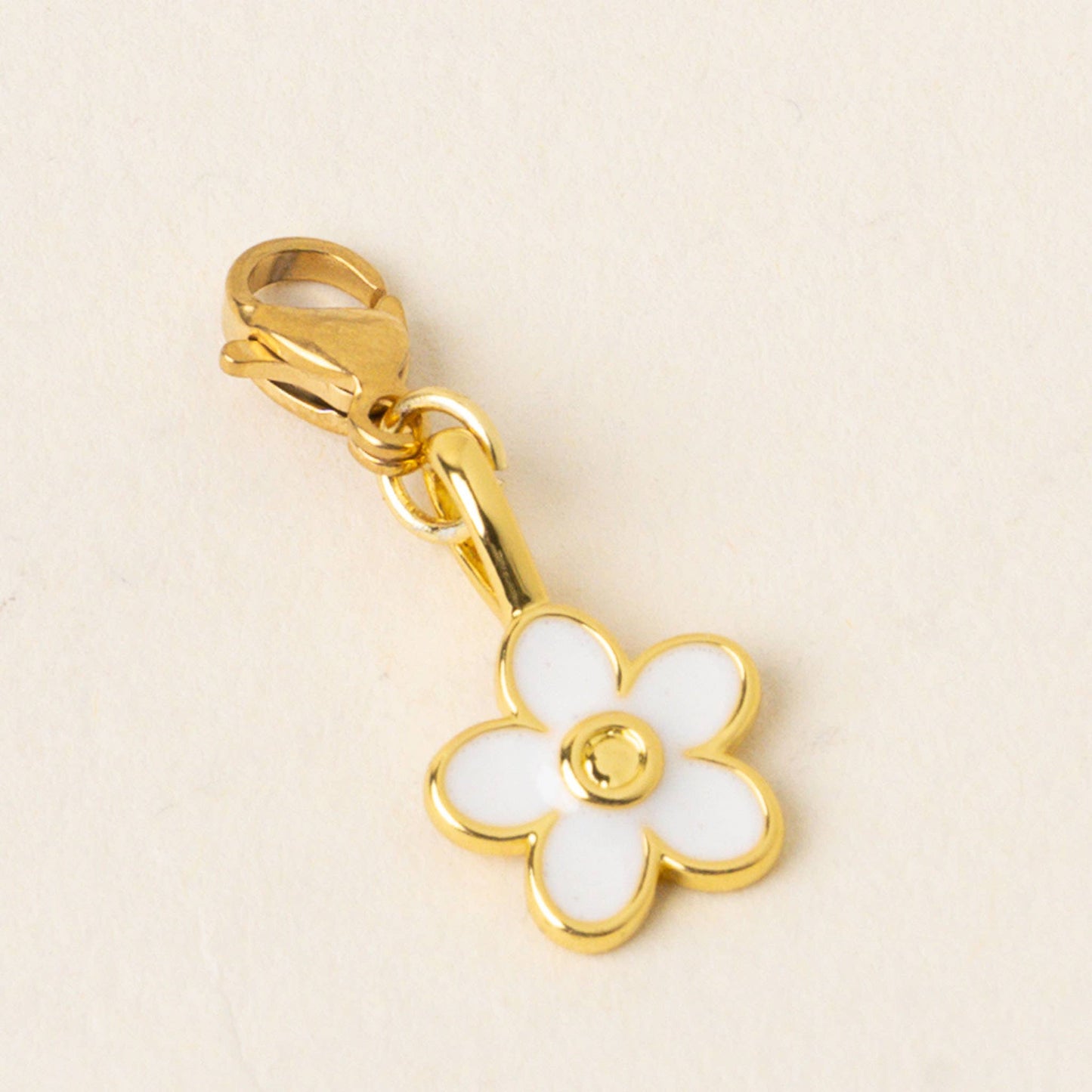 The Darling Effect - Jewelry Charm Gold-White Flower