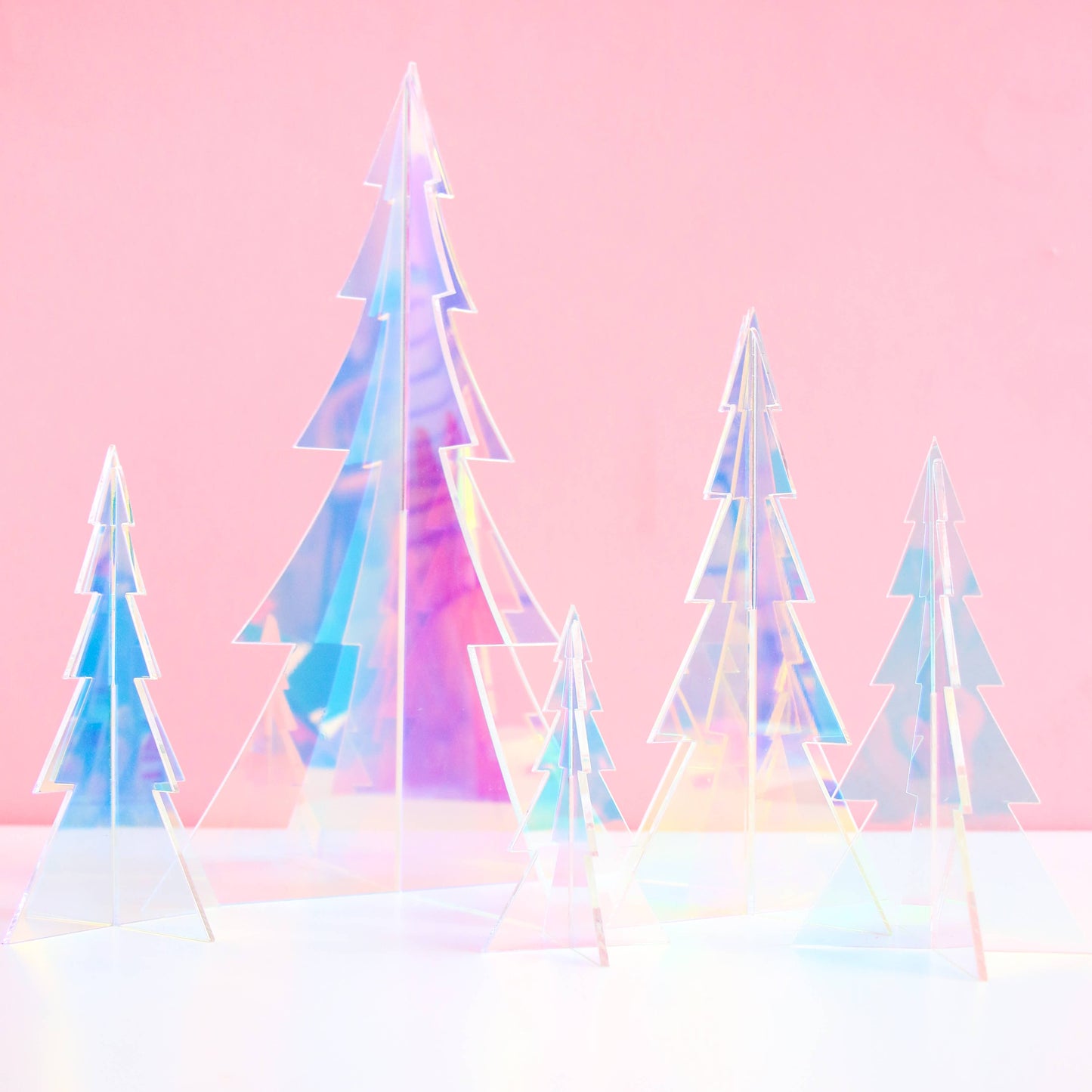 Kailo Chic - Iridescent Acrylic Tree Christmas Decor